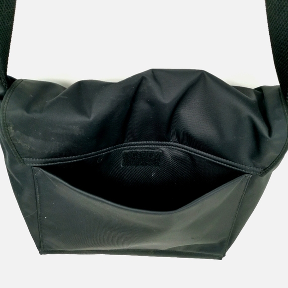 KATE SPADE PURSE - Picture 8 of 16